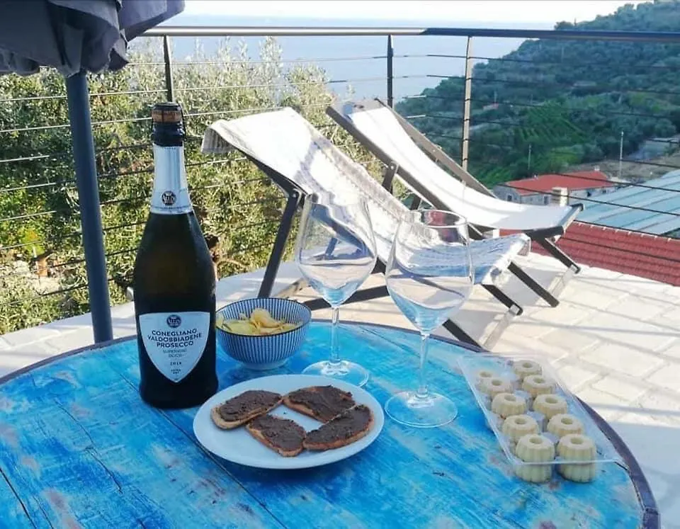 Bed and Breakfast Il Sole di Poggi Imperia Bed & Breakfast