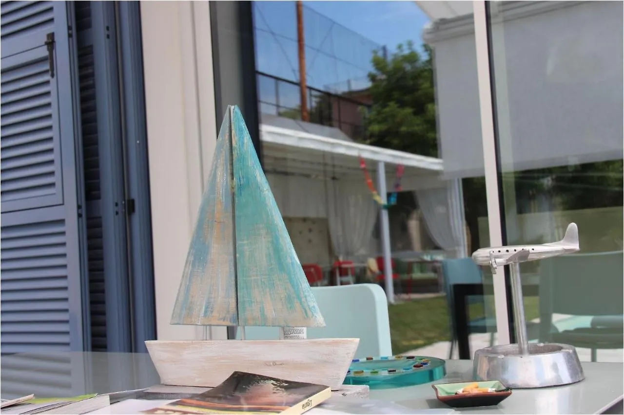 Bed and Breakfast Il Sole di Poggi Imperia Bed & Breakfast
